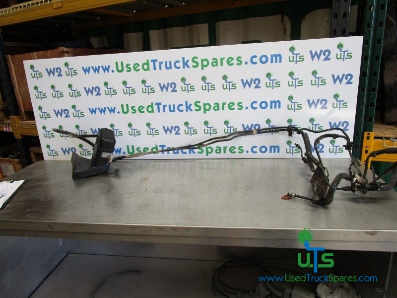 ISUZU N75 190 POWER STEERING RESERVOIR, PIPES AND COOLER Used Truck