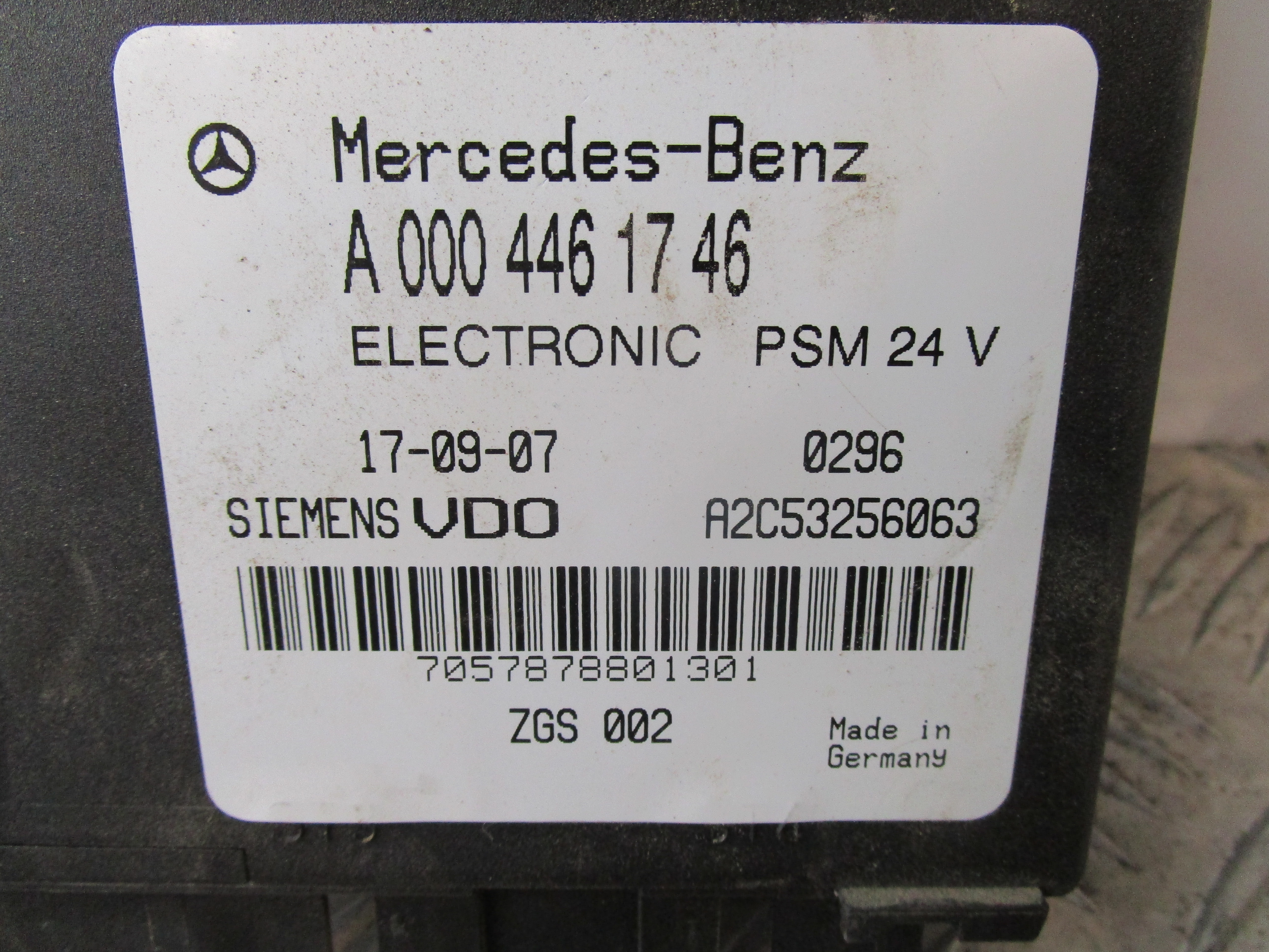MERCEDES AXOR / ACTROS PSM ECU P/NO A0004461746 - Used Truck Spares