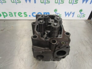 Scania 124 420 Cylinder Head