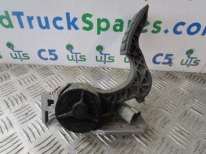 VOLVO FLE ELECTRONIC THROTTLE PEDAL 20893518