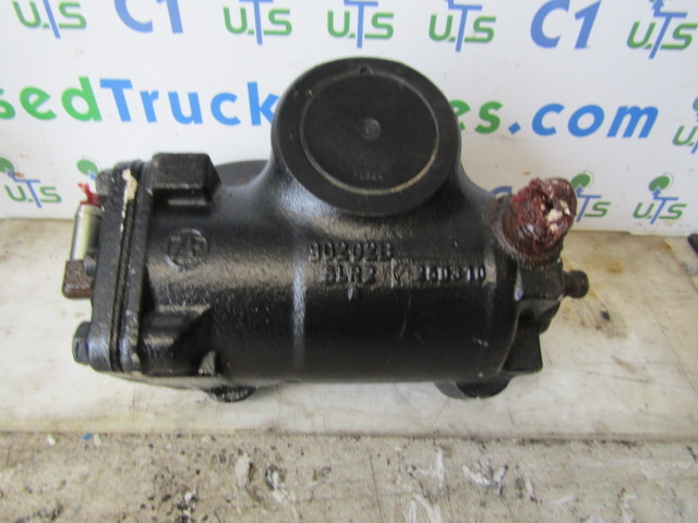 RENAULT MIDLUM 160/180 DXI 7.5 TON STEERING BOX P/NO 90202B 